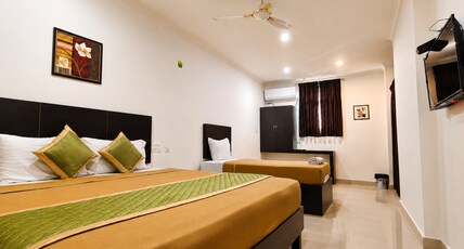 Palm Tree Inn Room Type - Super Deluxe Room Ac Palm Tree Inn Room Type - Super Deluxe Room Ac