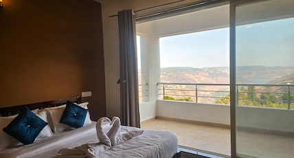 Wonder Mist Resort Room Type - Mist Quadruple Room with Balcony Wonder Mist Resort Room Type - Mist Quadruple Room with Balcony