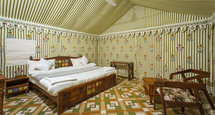 Desert Island Camp & Resort Jaisalmer Room Type - Super Deluxe Family Tent