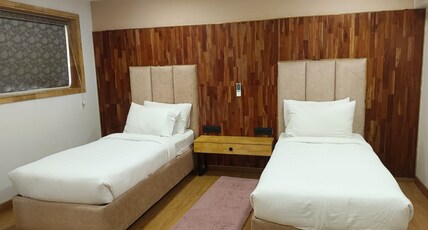 7apple Hotel Guruvayur (Previously The Habitat Suite) Room Type - Deluxe Room Twin 7apple Hotel Guruvayur (Previously The Habitat Suite) Room Type - Deluxe Room Twin