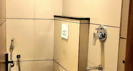 Rio Rooms Near Mims Hospital Room Type - Deluxe Room with Balcony Rio Rooms Near Mims Hospital Room Type - Deluxe Room with Balcony
