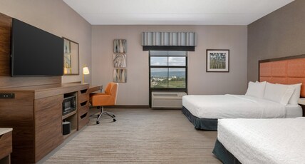 Hampton Inn & Suites Wilkes-Barre/Scranton Room Type - 2 QNS ACCESSIBLE W TUB NS