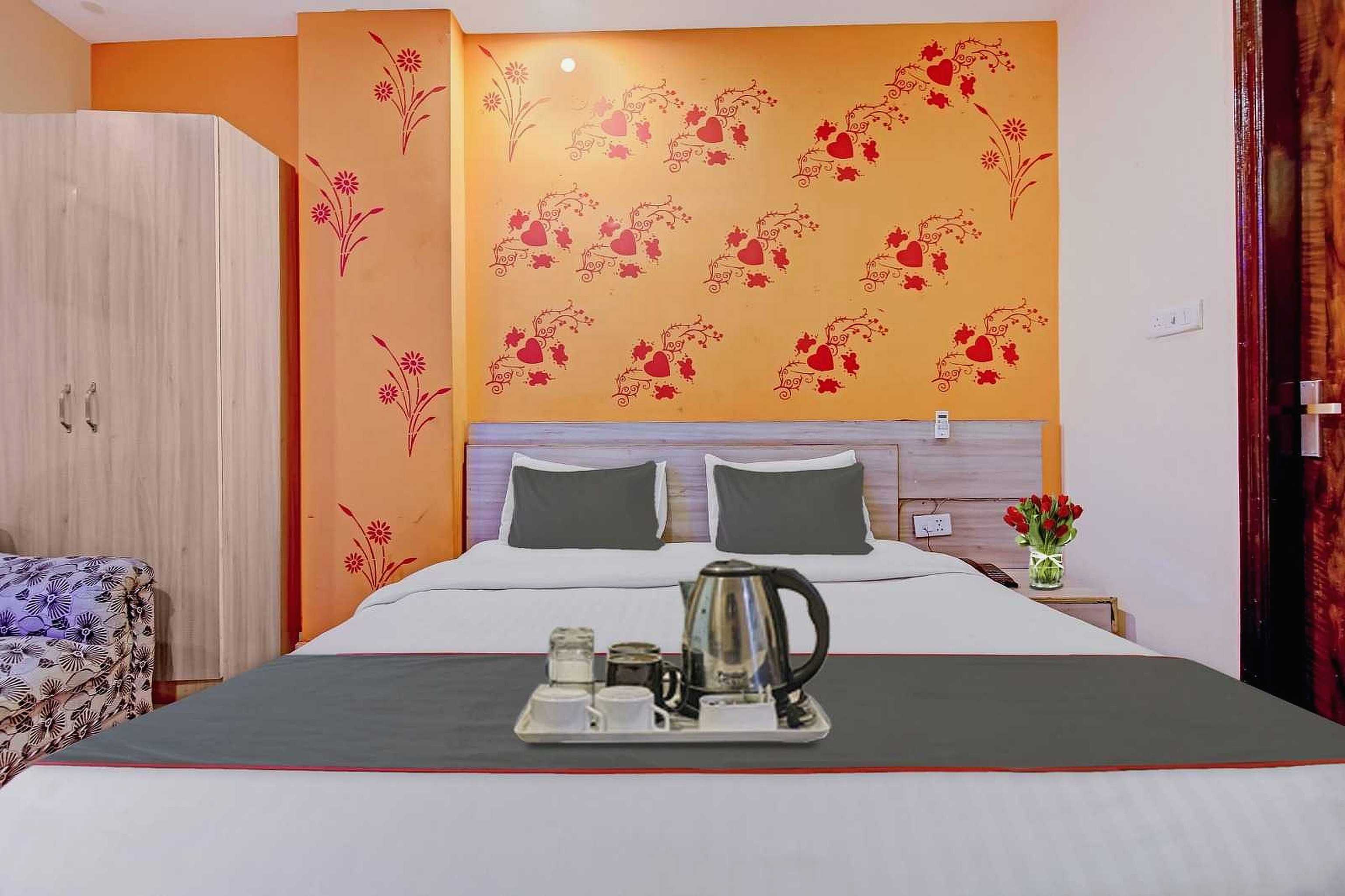 Hotel O Rose Residency - Tap to explore photos