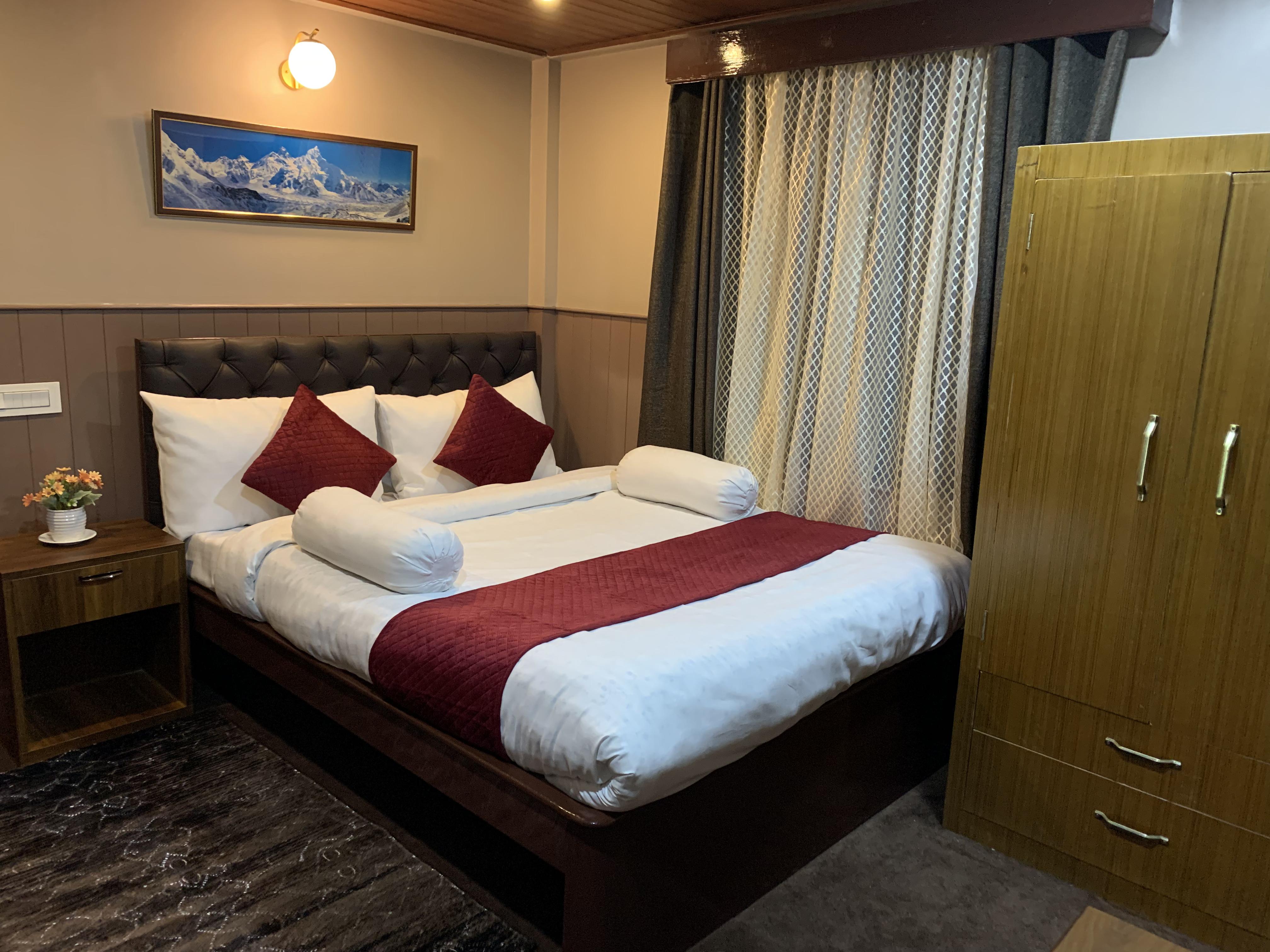 Donna's Homestay - Tap to explore photos