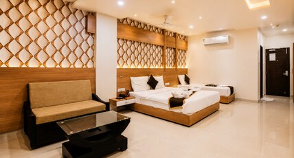 Daksh The Madhuvan Suites Dwarka Room Type - Executive Room