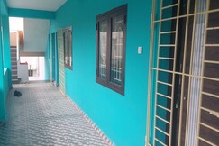Rooms of The Tourist
