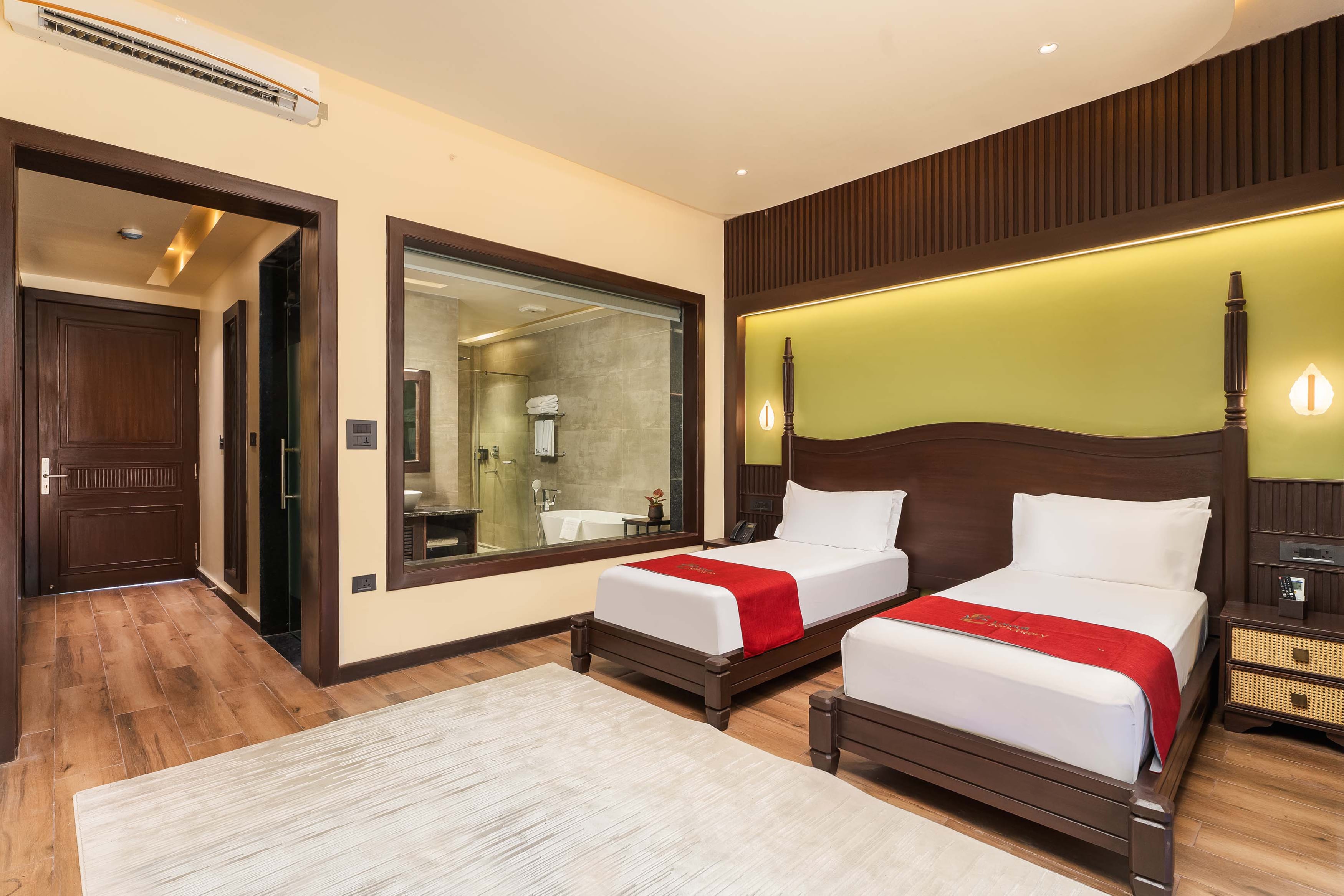Latauli Sanctuary Resort - Tap to explore photos