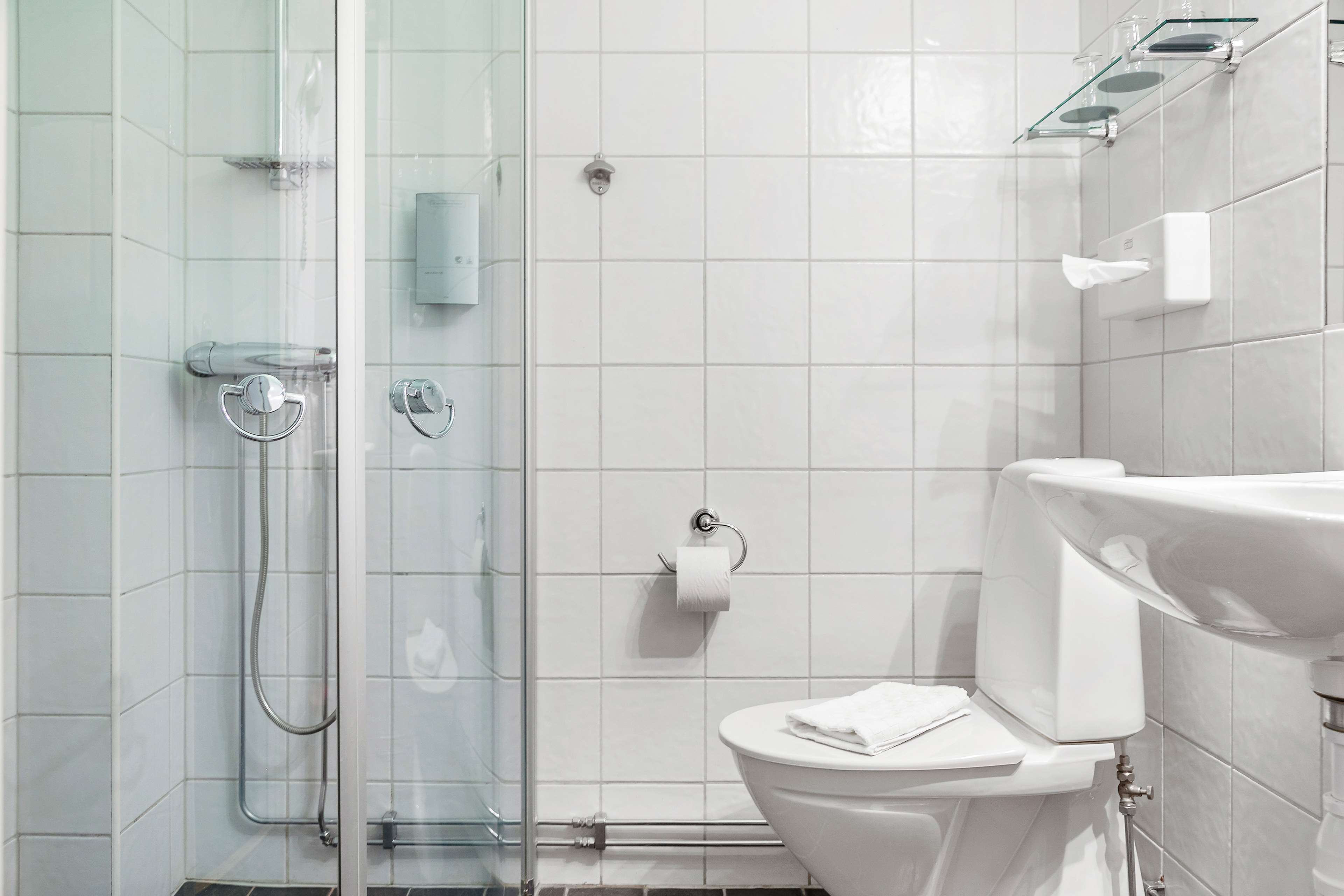 Best Western Tidbloms Hotel - Tap to explore photos