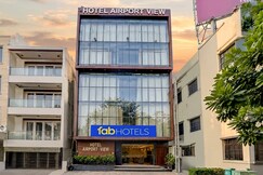 FabHotel Airport View - Nr. Kolkata Airport