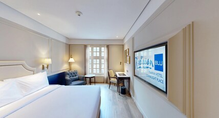 Radisson Blu Marina Hotel Connaught Place Room Type - Premium room 