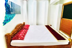Aura Residency
