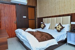 Dhanashree Homestay near Laxman Jhula