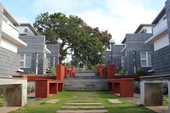 La Flora Cloud 9 Resort| Rooms & Suites