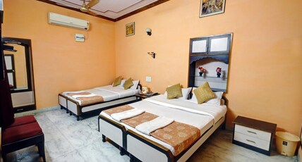 Hotel Jaisal Palace (Pure Vegetarian) Jaisalmer Room Type - Family Room AC (4 Bed) First Floor Hotel Jaisal Palace (Pure Vegetarian) Jaisalmer Room Type - Family Room AC (4 Bed) First Floor