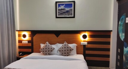 Hotel Natures View Room Type - Deluxe Room ( NON AC )