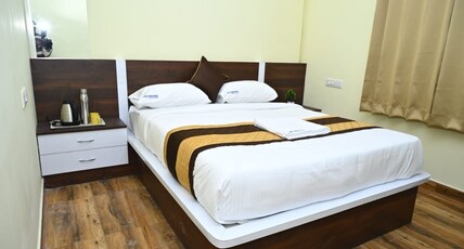 Hotel O  MN Rooms Room Type - Classic