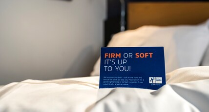 Holiday Inn Express HEMEL HEMPSTEAD Room Type - 1 Double Accessible with Free Hot Breakfast Holiday Inn Express HEMEL HEMPSTEAD Room Type - 1 Double Accessible with Free Hot Breakfast