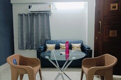 Photos of Skyline stays
