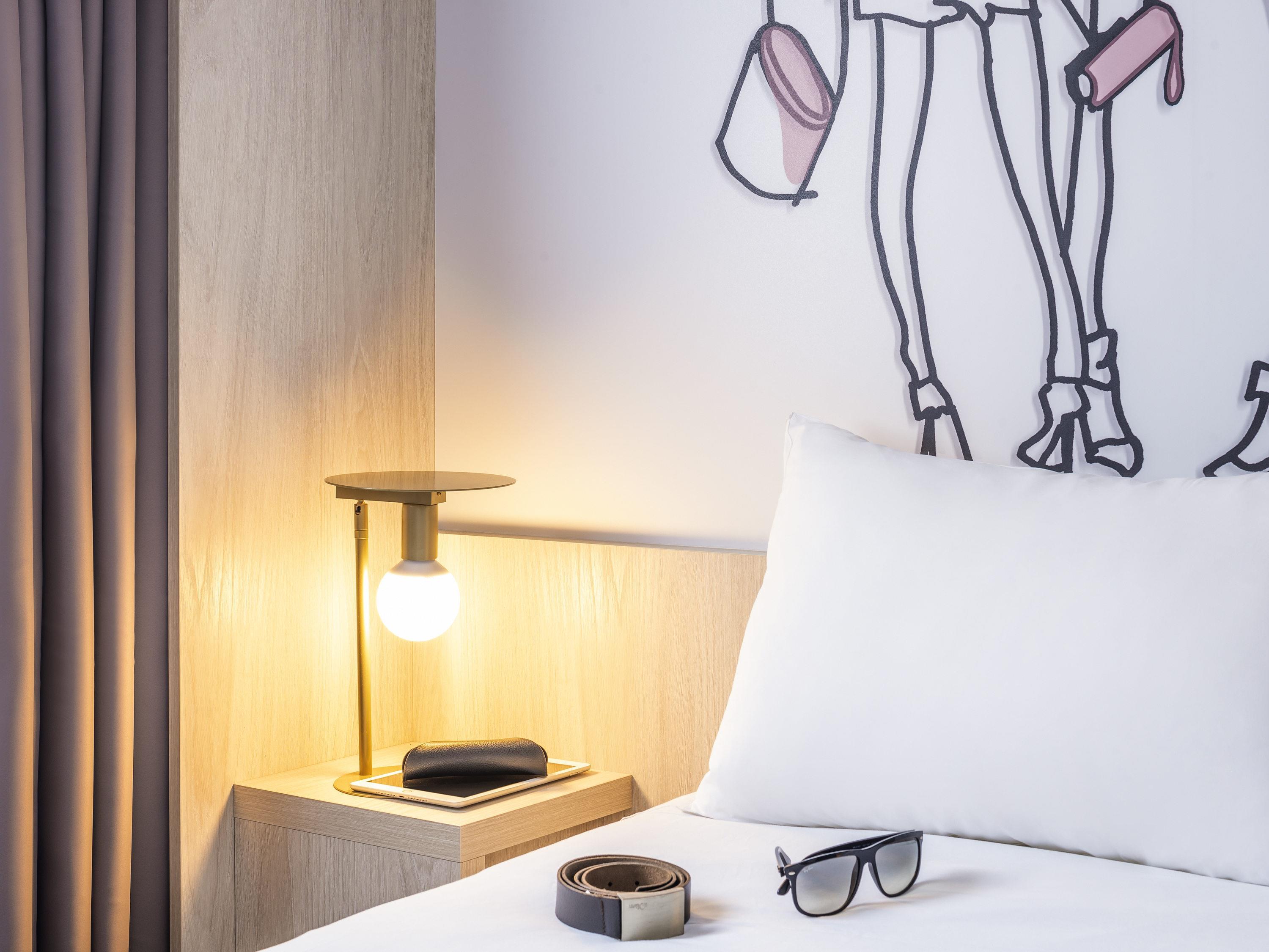 ibis Styles Sceaux Paris Sud - Tap to explore photos