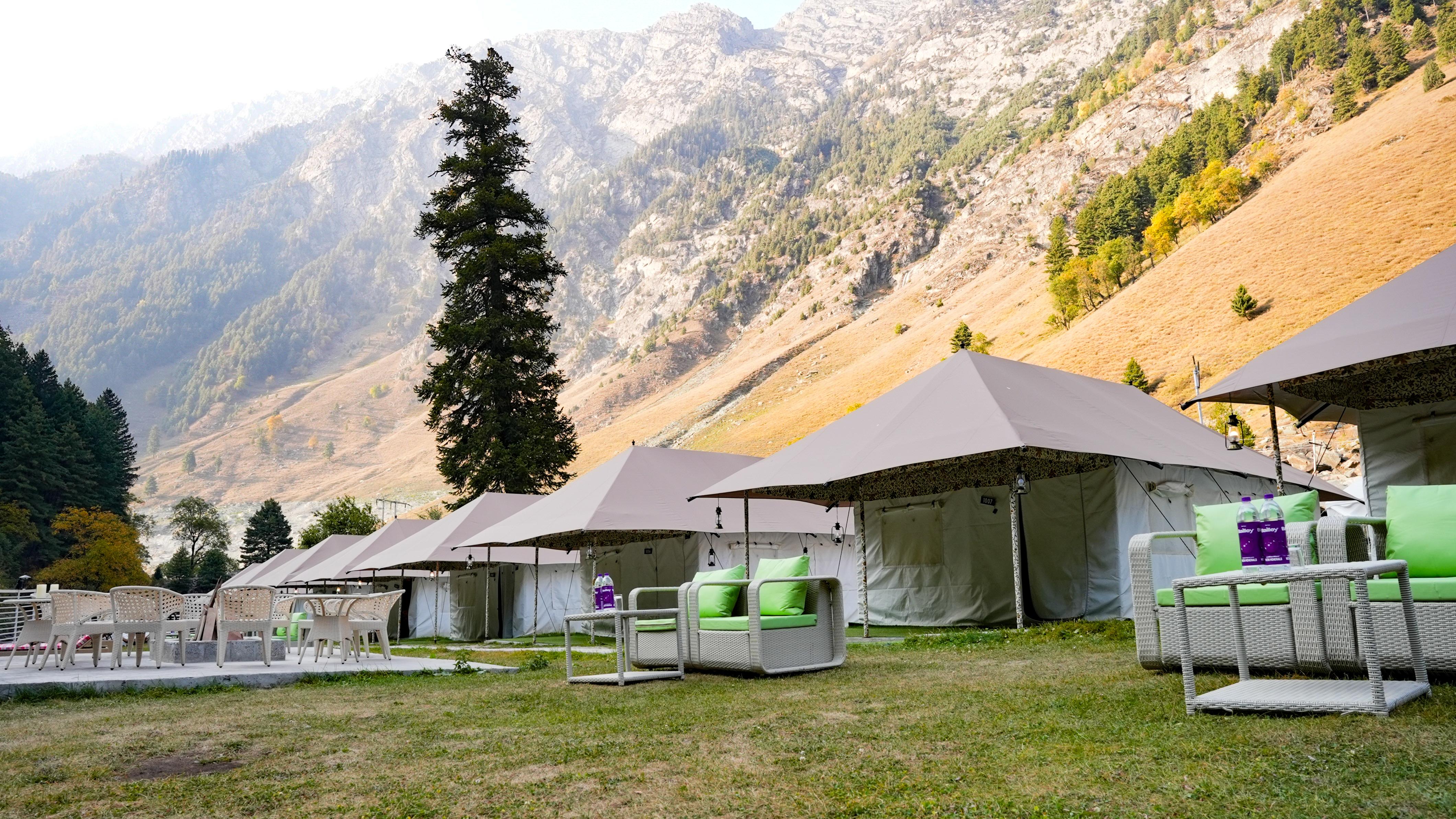 Sonmarg Mount Resort - Tap to explore photos