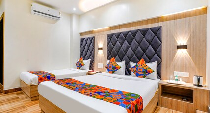 Hotel Riza International Room Type - Premium Family Room