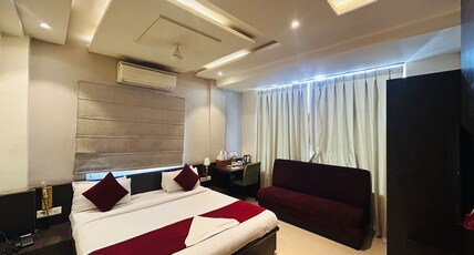 HOTEL MANISHA INTERNATIONAL Room Type - Super Deluxe View Room With Sofa