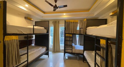 The Weekend Heights Room Type - 6 Bed Mix Dorm