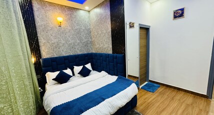 Agam Hotel Room Type - Deluxe Room