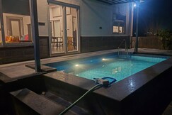 Farm House with newly constructed 2BHK Villa