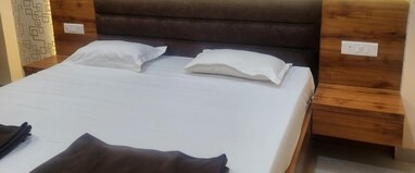 Hotel Rai Inn