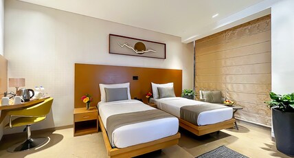 Morvee Hotels Alipore Room Type - Superior Twin Room