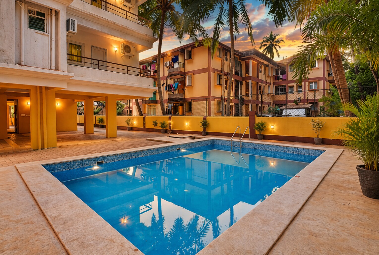 Luxury 2 BHK with Pool Near Beach - Tap to explore photos