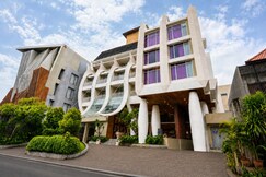 Bedrock Hotel Kuta