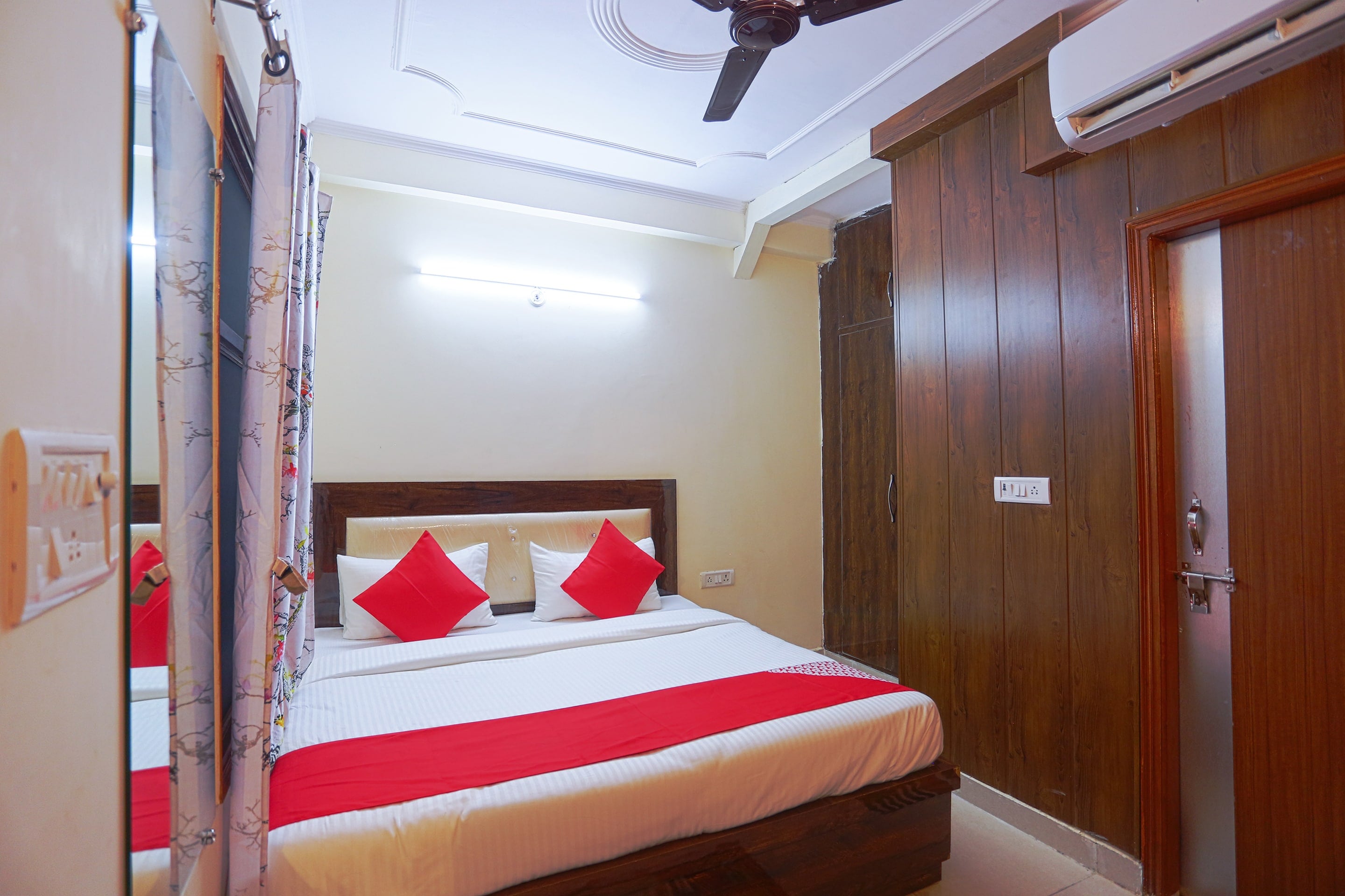 Hotel O Karan Residency - Tap to explore photos