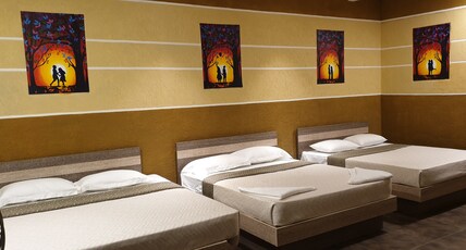 Foggy Knolls Resort Room Type - Tripple Bed Cave Deluxe - Mythri