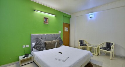 Silver Leaf Hotel Room Type - Deluxe Room