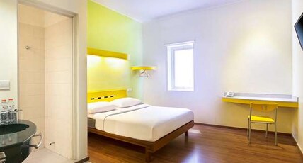 ibis budget Jakarta Menteng Room Type - 1 Queen Bed