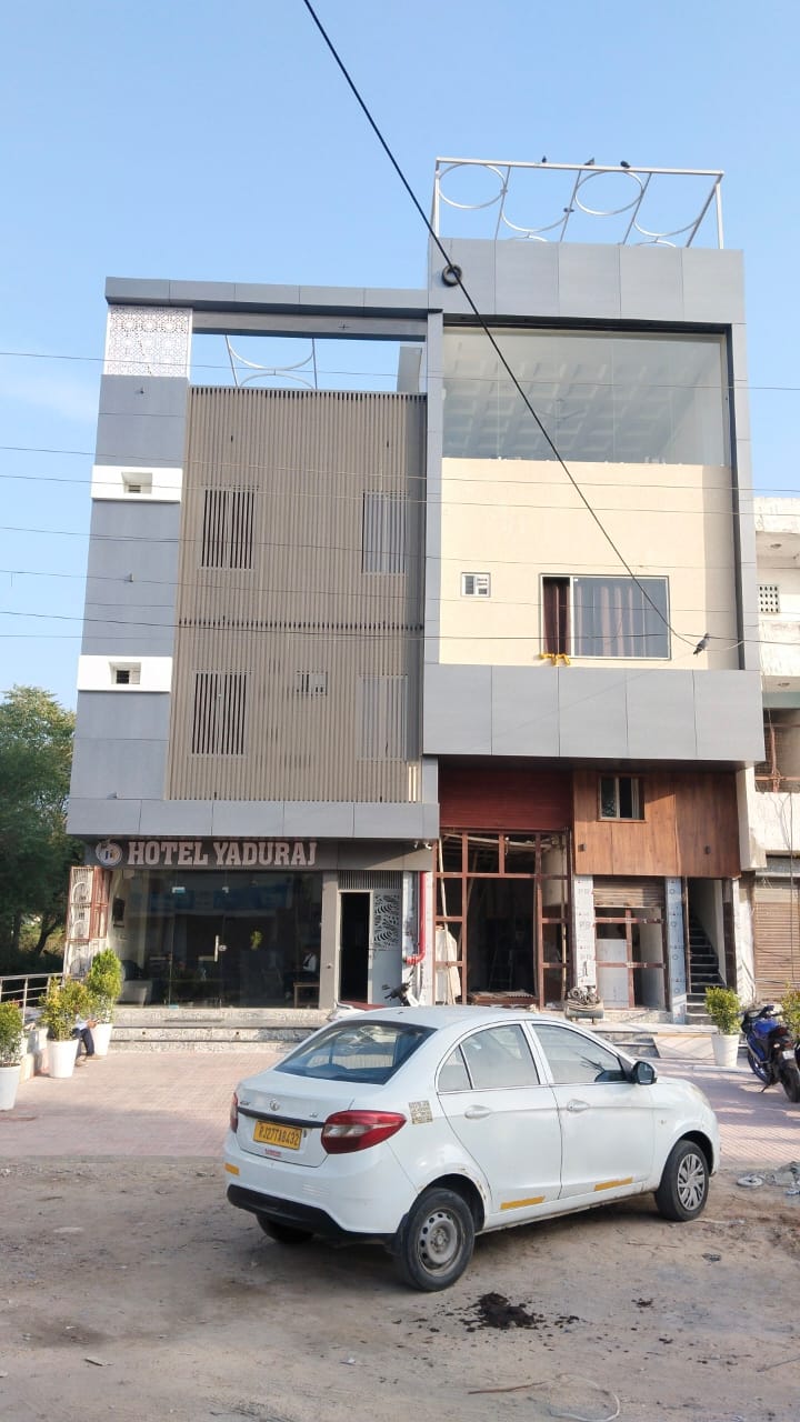Hotel Yaduraj - Tap to explore photos