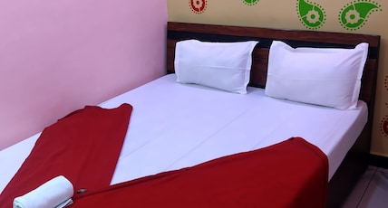 Shree Keshrinanadan homestay & Restaurant Room Type - Double Bed AC Room