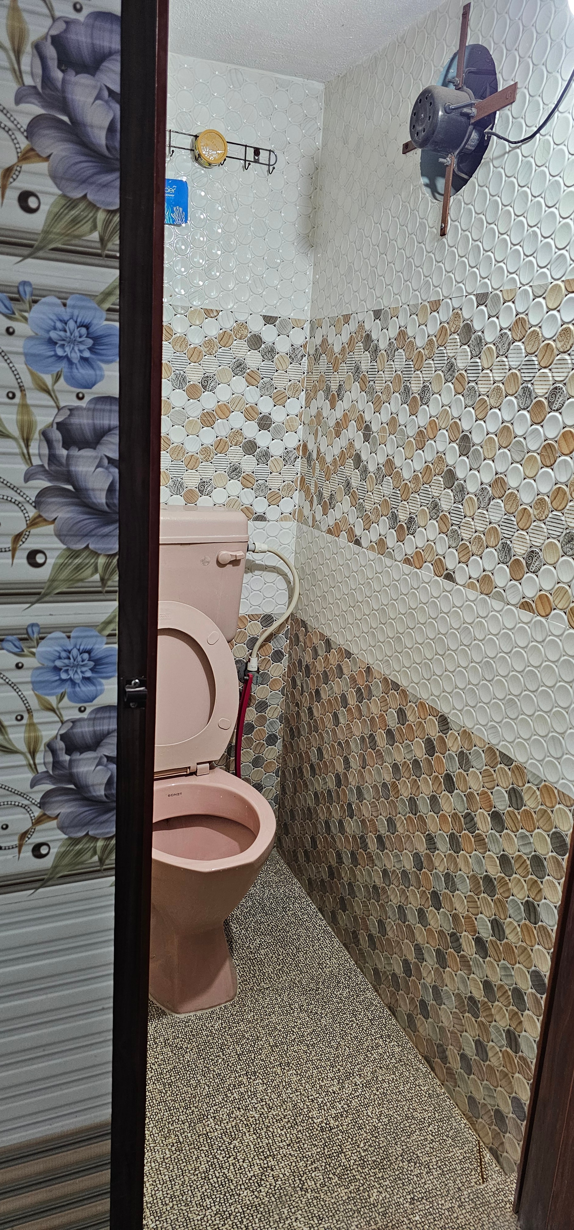 Happy Homestay Standard - Tap to explore photos