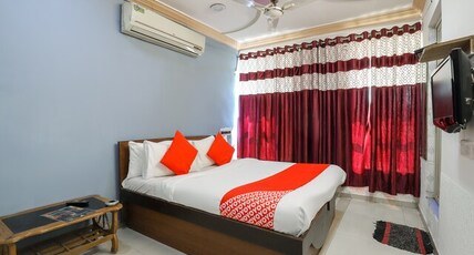 Hotel Magic Palace Room Type - Deluxe AC ROOM