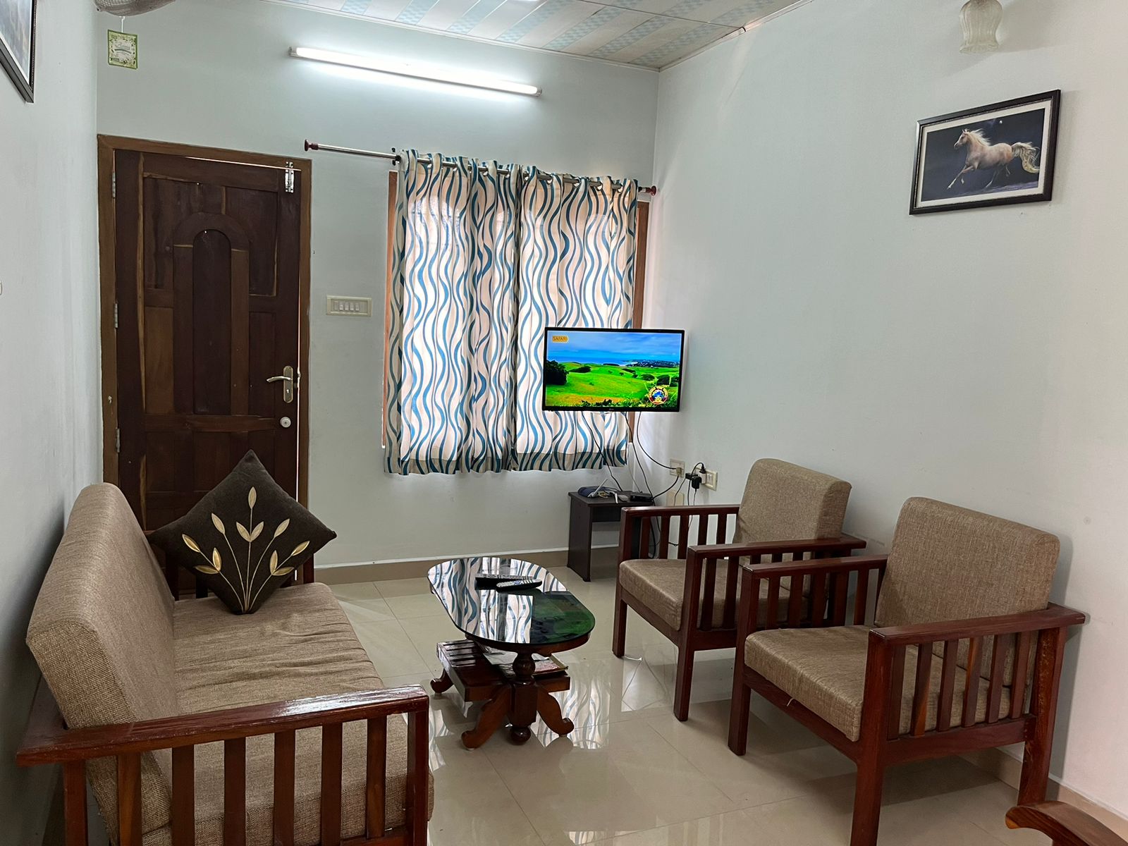 Nature Family Homestay - Tap to explore photos