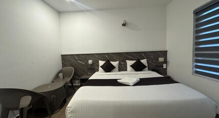 Sky Bridge Homes Room Type - Premium Deluxe