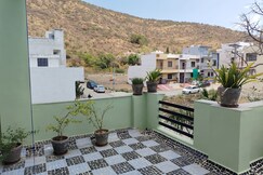 Shwet Villa Home Stay