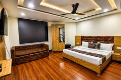 Address of HOTEL CSJS INTERNATIONAL