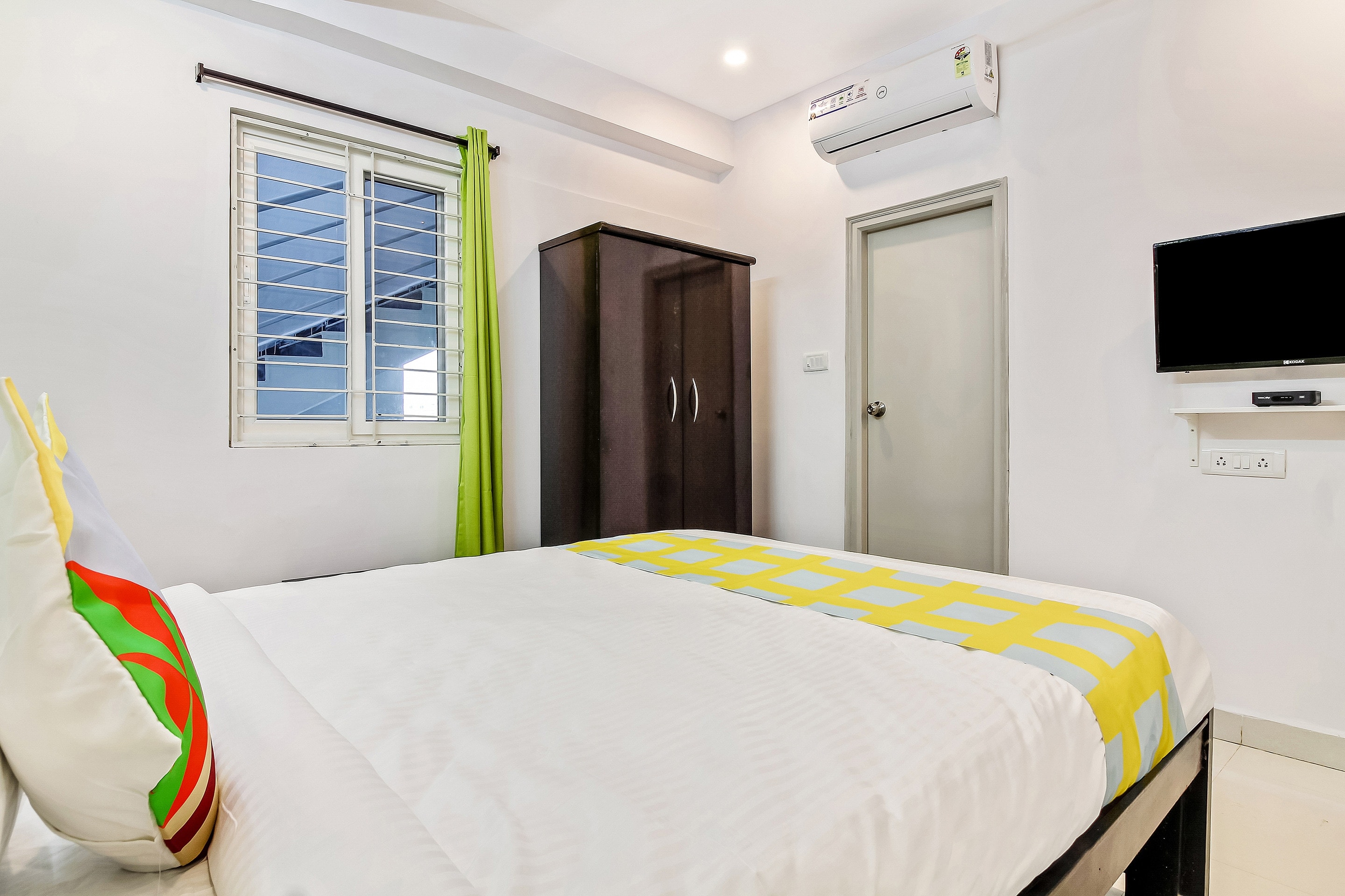 Collection O Vennela Residency - Tap to explore photos