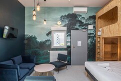 Eklo Hotel Bordeaux Centre Bastide
