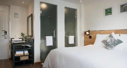 C Central Hotel Room Type - Superior Double or Twin Room