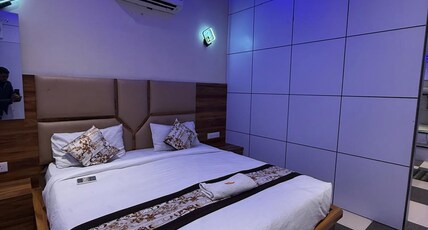 Hotel Kamla Palace Room Type - Deluxe Room With City View