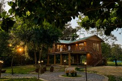 Villa De Hollong Jungle Resort